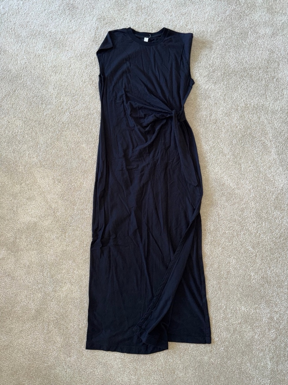 Sleeveless Black Knot-Detail Maxi Dress